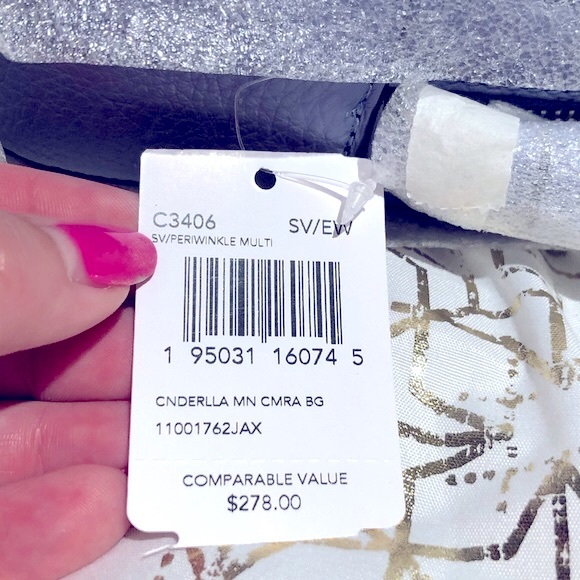 Disney x Coach Cinderella Crossbody - Picture 8 of 9